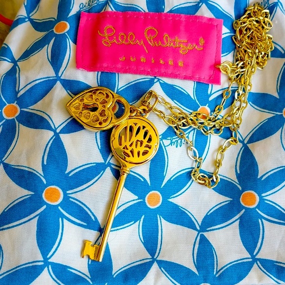 Lilly Pulitzer Jewelry - 💕Lily Pulitzer heart lock and key chain necklace. Like new